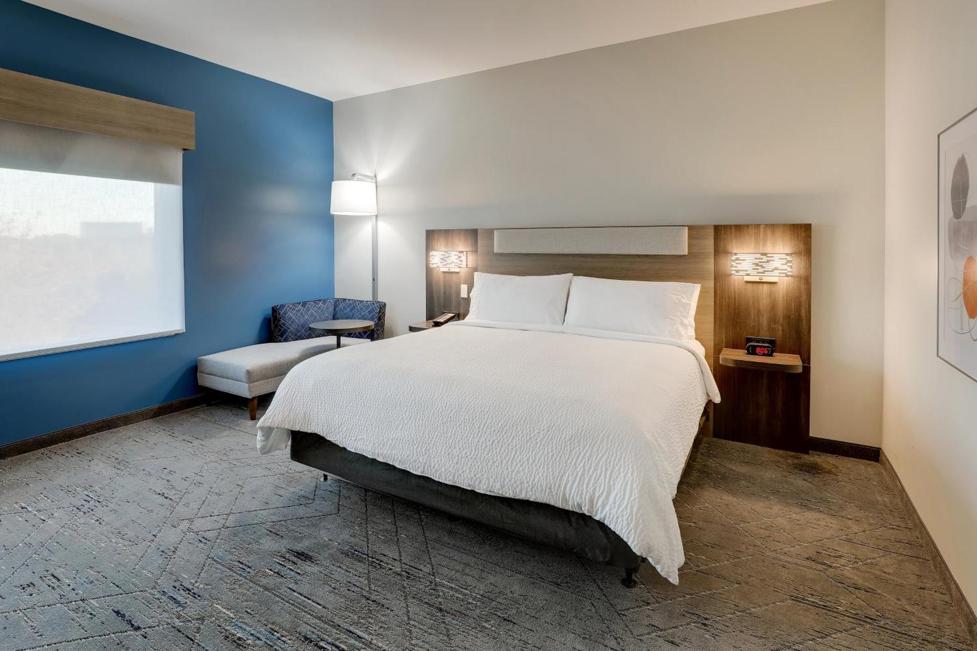 Holiday Inn Express Holly Springs - Raleigh Area By Ihg Εξωτερικό φωτογραφία
