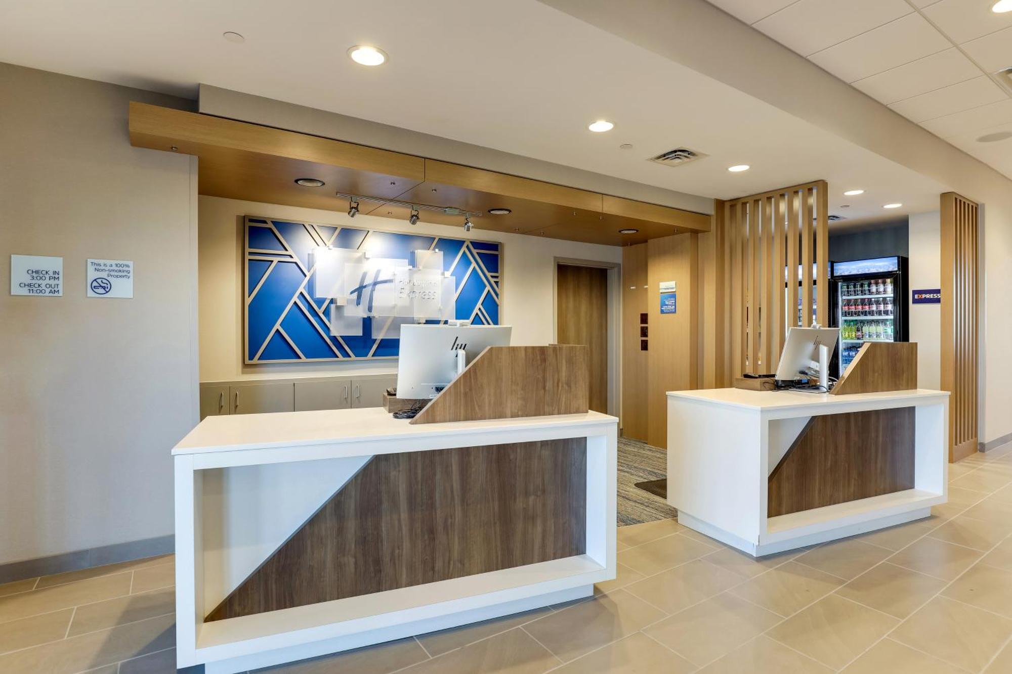 Holiday Inn Express Holly Springs - Raleigh Area By Ihg Εξωτερικό φωτογραφία