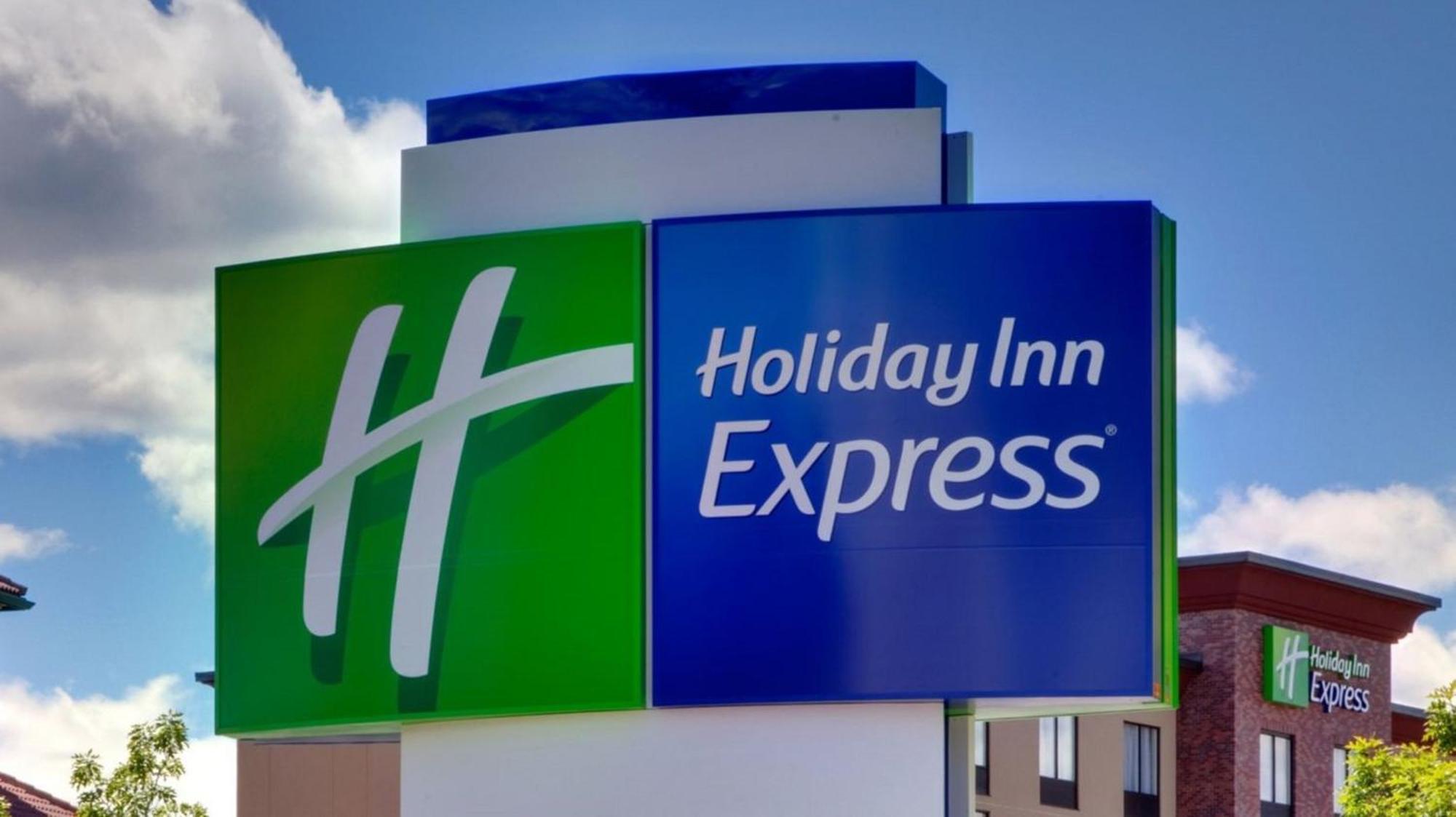 Holiday Inn Express Holly Springs - Raleigh Area By Ihg Εξωτερικό φωτογραφία